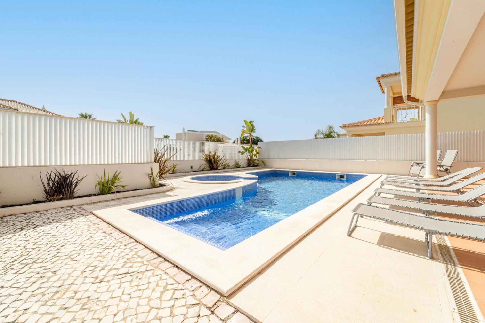 Villa Ribeiro By Hellovacations 알부페이라 외부 사진