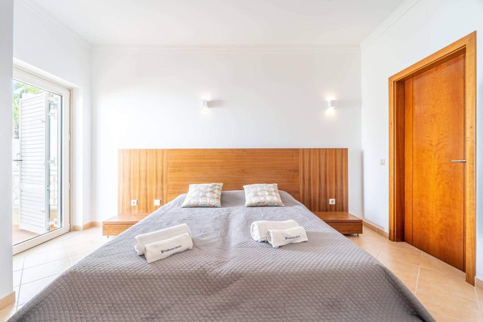 Villa Ribeiro By Hellovacations 알부페이라 외부 사진